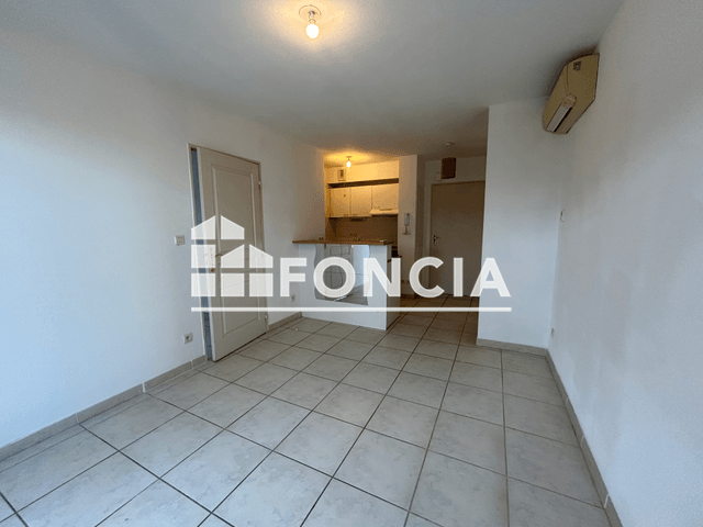 Appartement 2 pièces (34.67 m²) à louer - Villeneuve Les Avignon (30400)