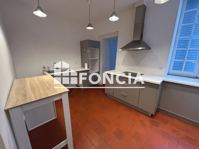 Appartement 5 pièces (171.08 m²) à louer - Bayonne (64100)