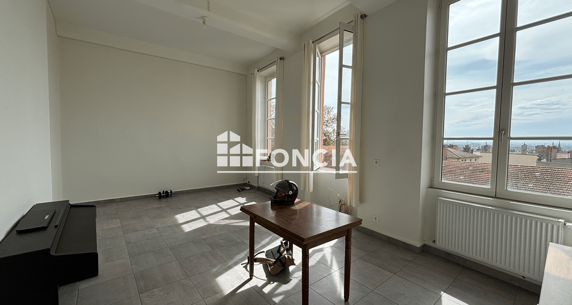 Appartement 2 pièces (45.08 m²) à louer - Lyon 1ᵉʳ (69001)