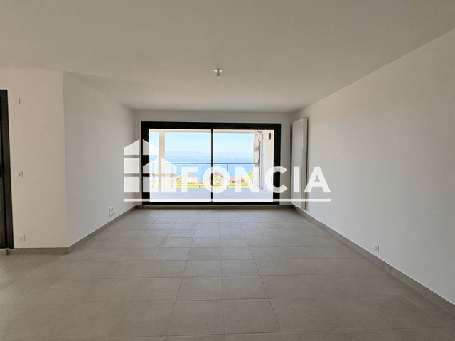 Appartement 3 pièces (73.48 m²) à louer - Evian Les Bains (74500)
