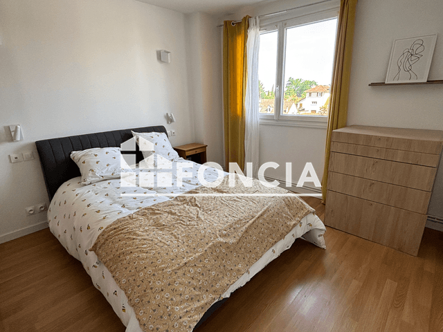 Appartement meublé 4 pièces (77.53 m²) à louer - Lons (64140)