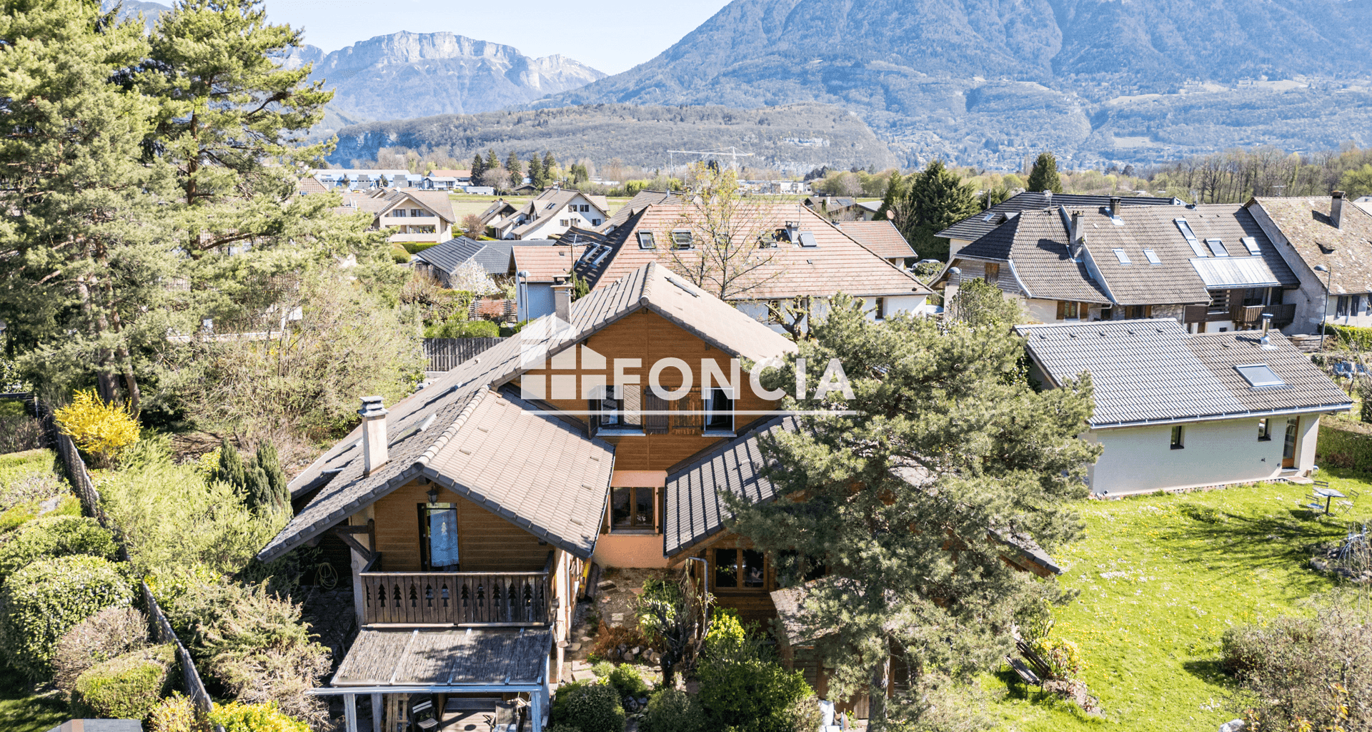 Maison 9 pièces (238 m²) à vendre - Saint-jorioz (74410)