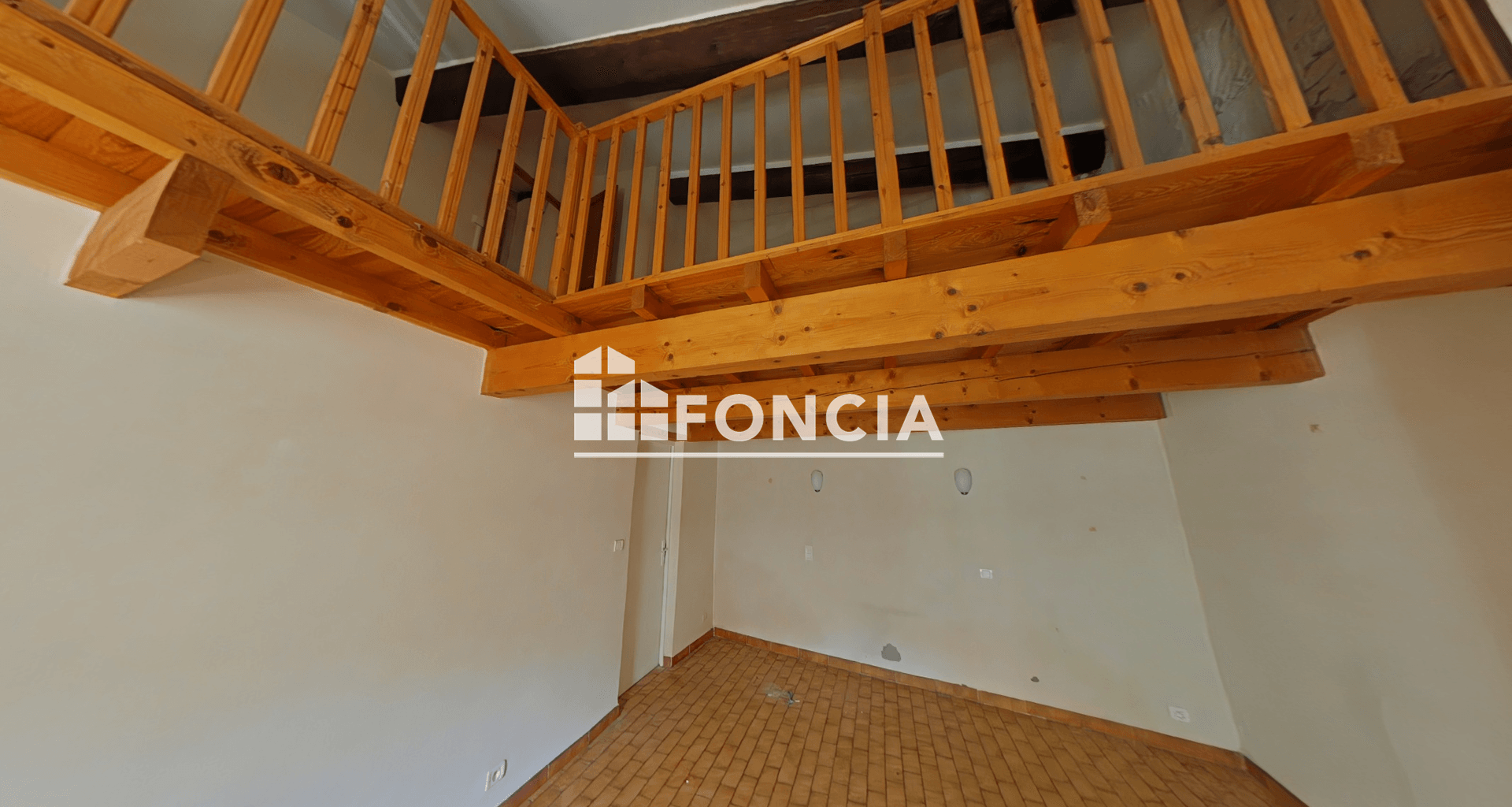 Appartement 3 pièces (95.32 m²) à louer - Arles (13200)