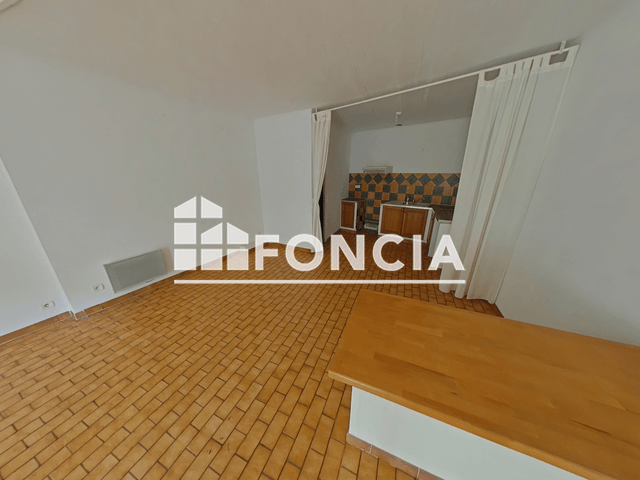 Appartement 3 pièces (95.32 m²) à louer - Arles (13200)