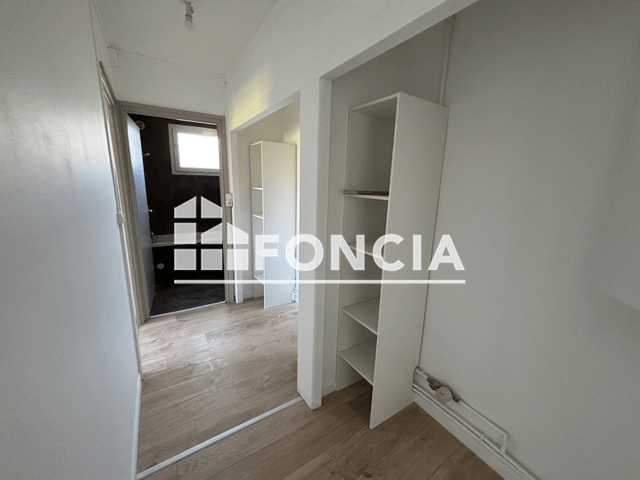 Appartement 3 pièces (59.4 m²) à louer - Neuves Maisons (54230)