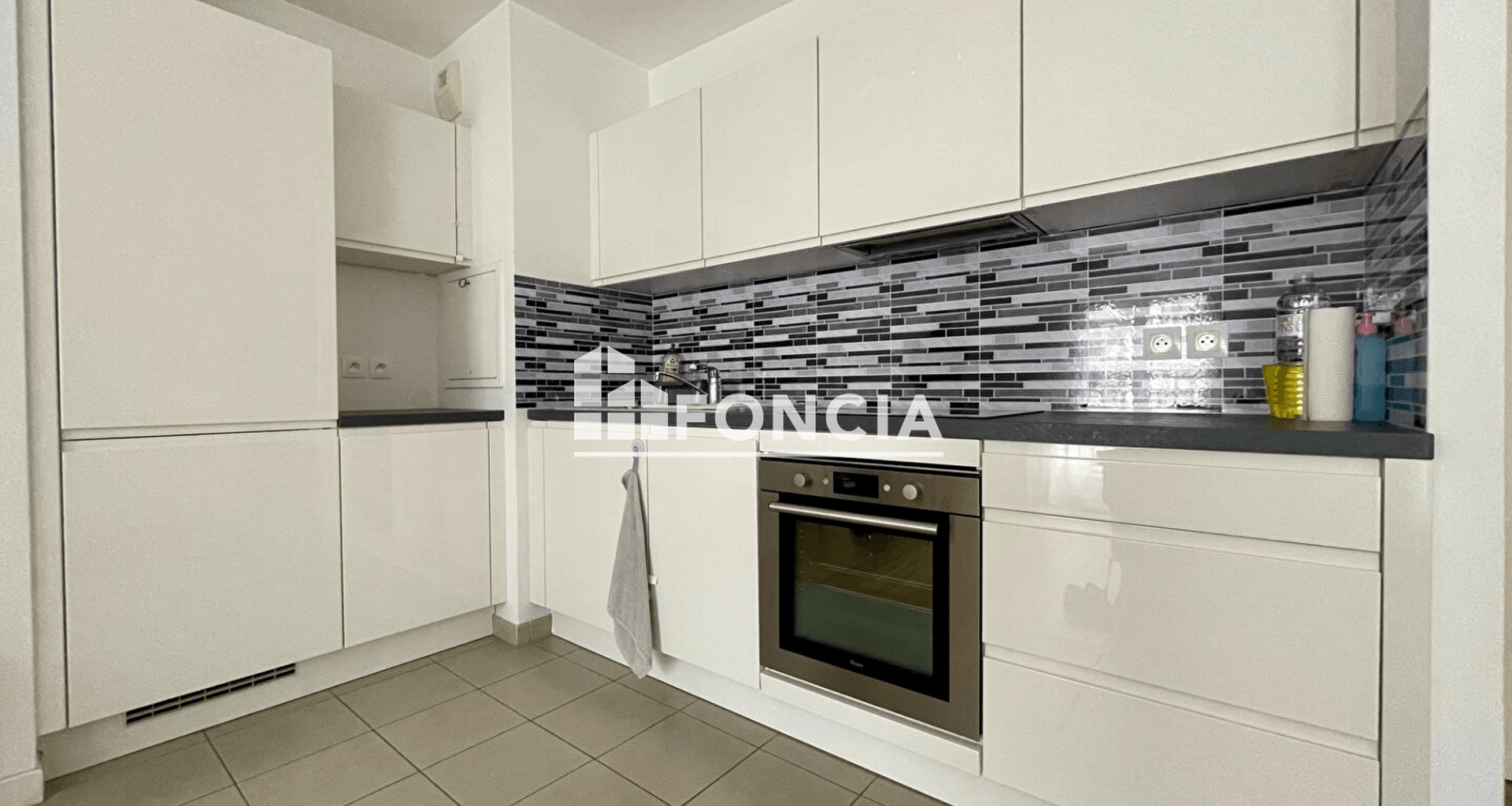 Appartement meublé 2 pièces (48.06 m²) à louer - Chaville (92370)