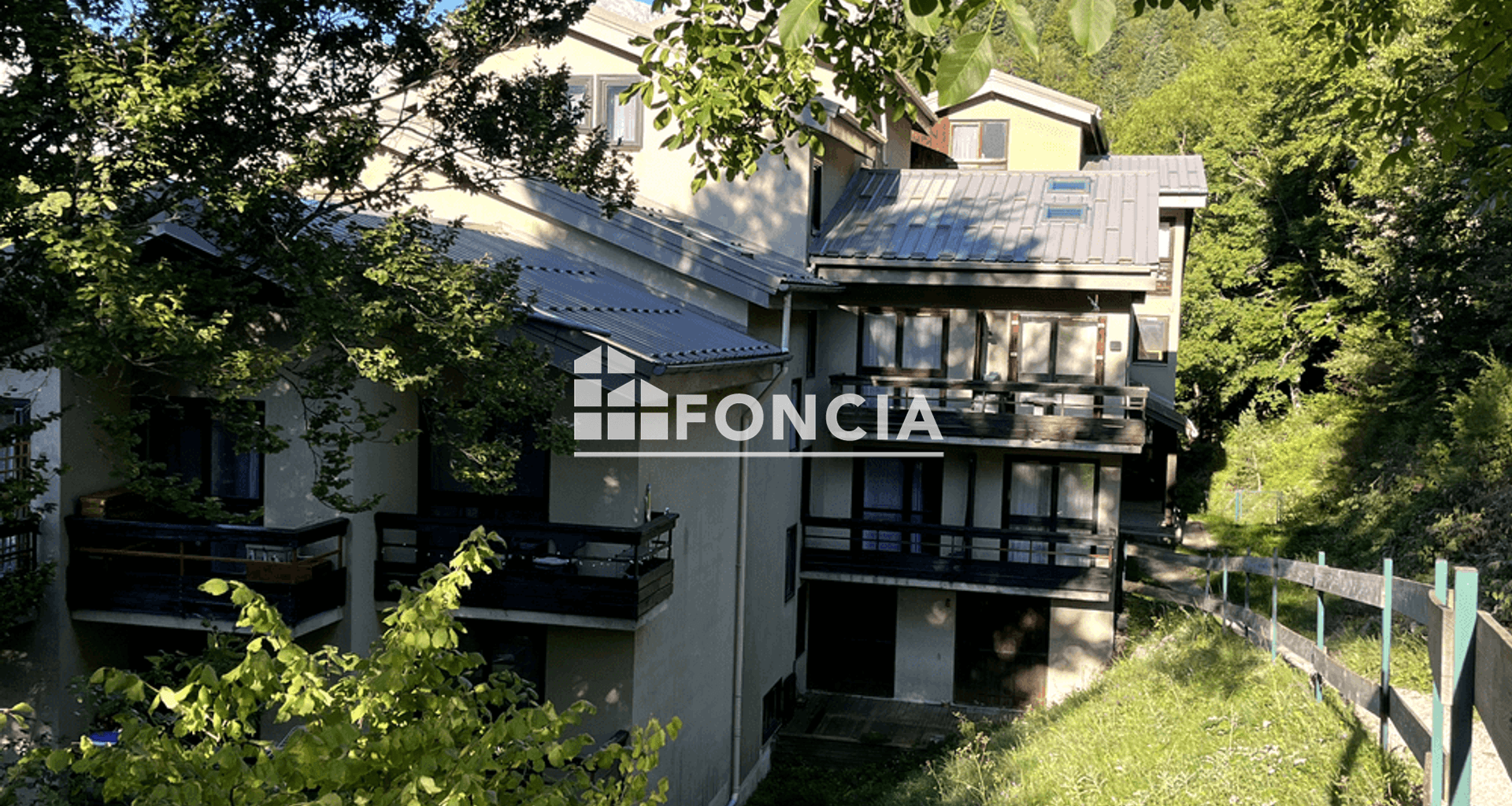 Studio (34.56 m²) à vendre - Château-bernard (38650)