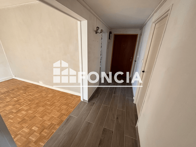 Appartement 2 pièces (51.77 m²) à louer - Epernay (51200)