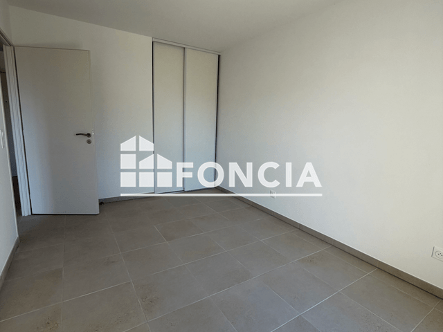 Appartement 2 pièces (41.9 m²) à louer - Trets (13530)