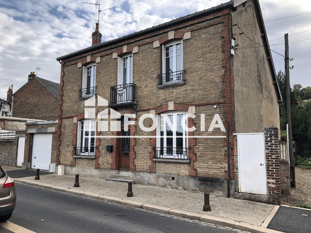 Maison 5 pièces (143.6 m²) à louer - Laon (02000)