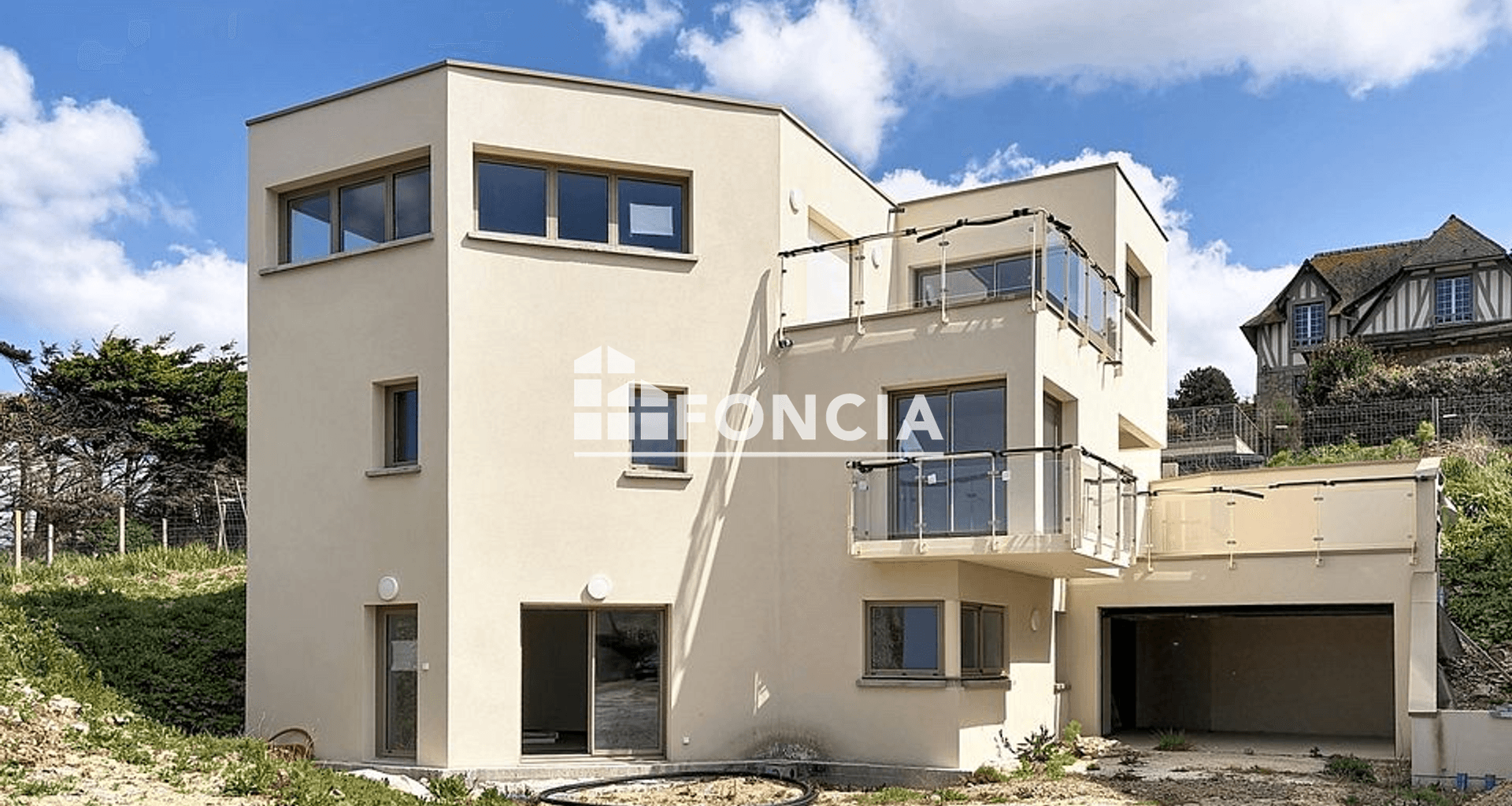 Maison 9 pièces (280 m²) à vendre - Benerville-sur-mer (14910)