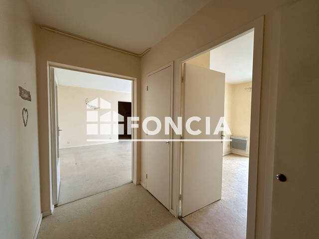 Appartement 2 pièces (48.26 m²) à louer - Lisieux (14100)