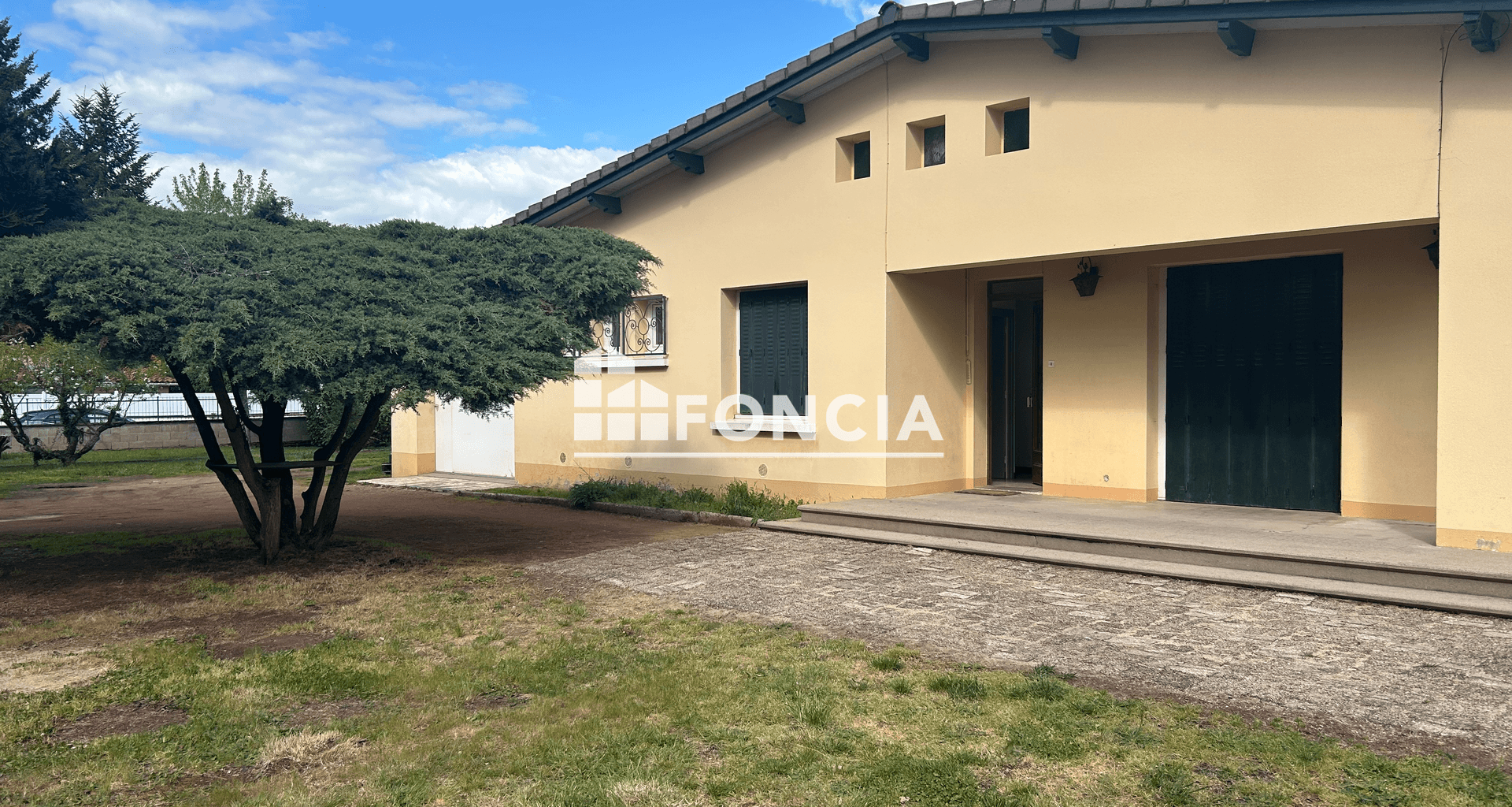 Maison 3 pièces (74.02 m²) à louer - Pouilly-sous-charlieu (42720)