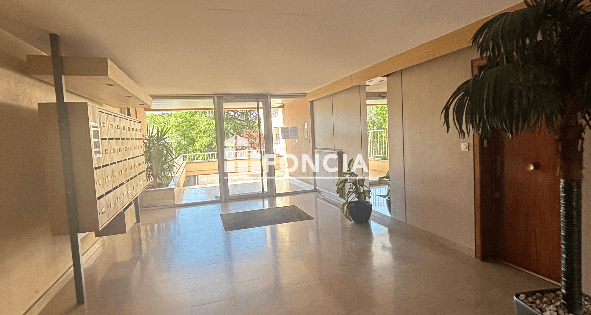 Appartement 3 pièces (70.92 m²) à louer - Sainte-foy-lès-lyon (69110)