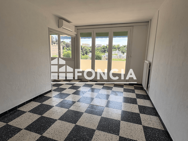Appartement 4 pièces (75.7 m²) à louer - Ales (30100)