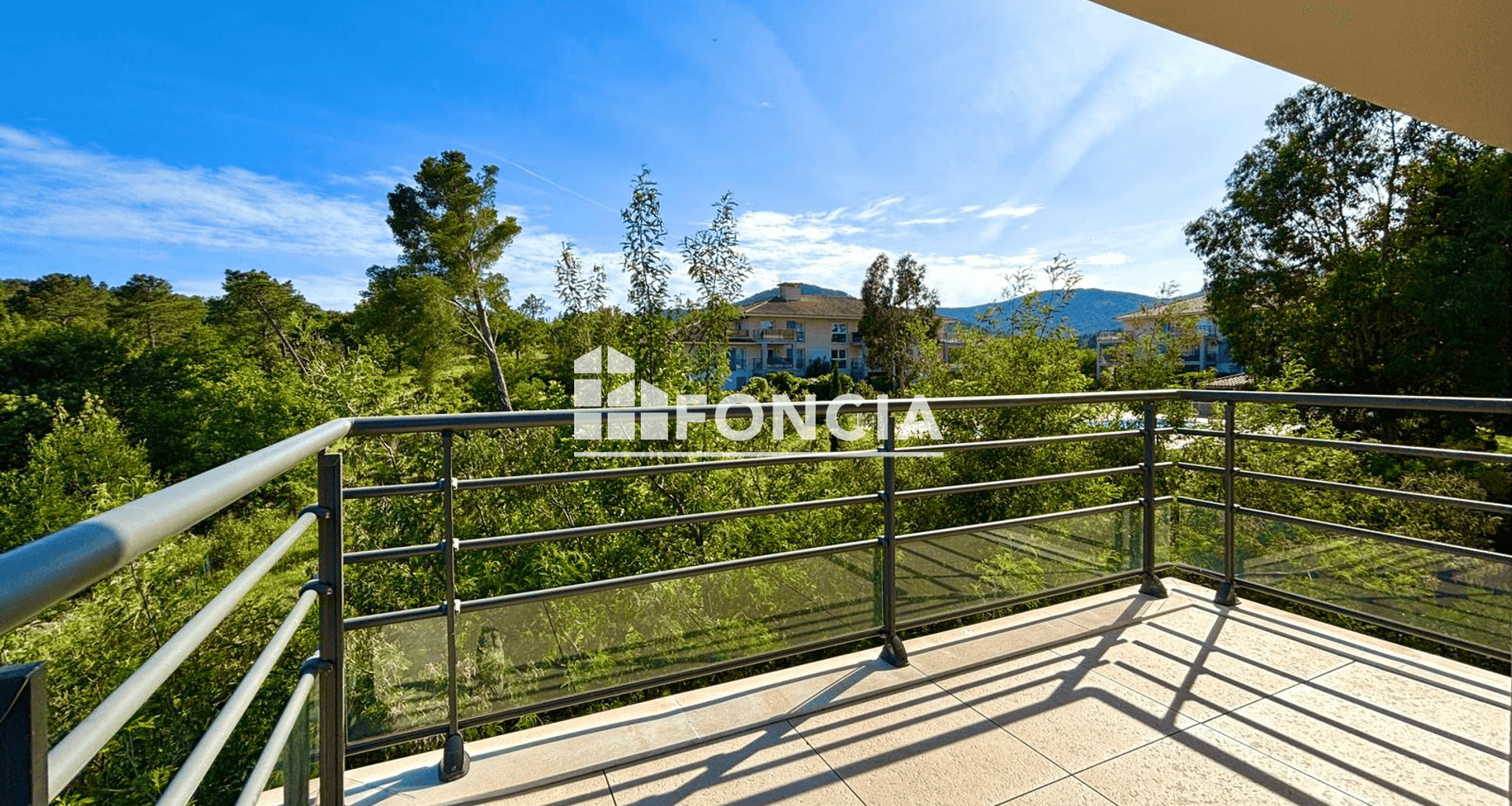 Appartement 3 pièces (56.95 m²) à vendre - Roquebrune-sur-argens (83520)