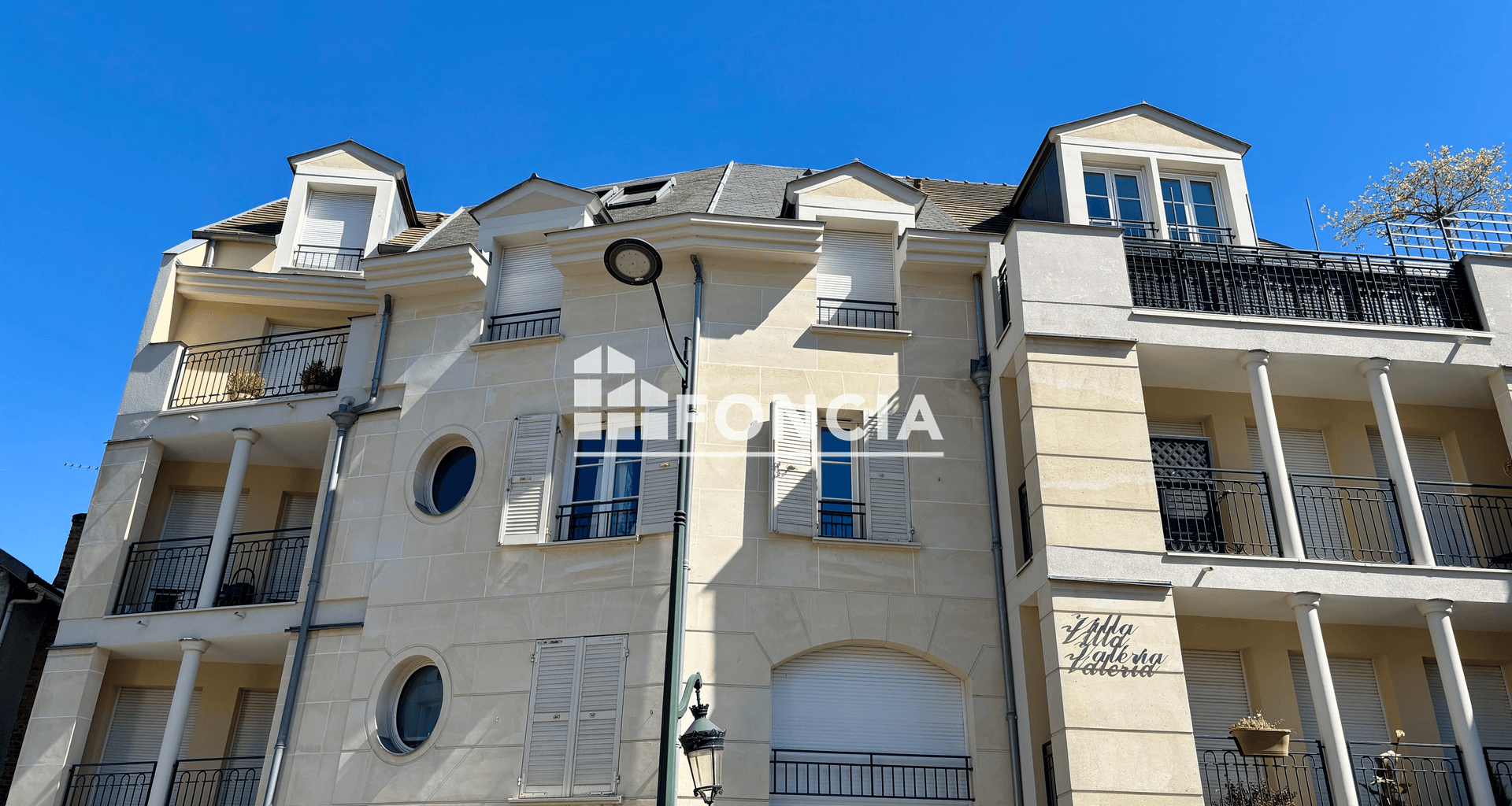 Appartement 2 pièces (44.66 m²) à vendre - Le Plessis-robinson (92350)