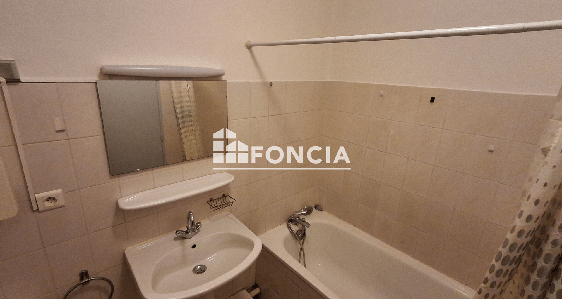 Studio meublé (19 m²) à louer - Nîmes (30900)