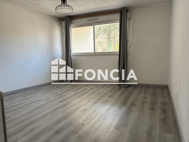 Appartement 2 pièces (48 m²) à louer - Saint-brieuc (22000)
