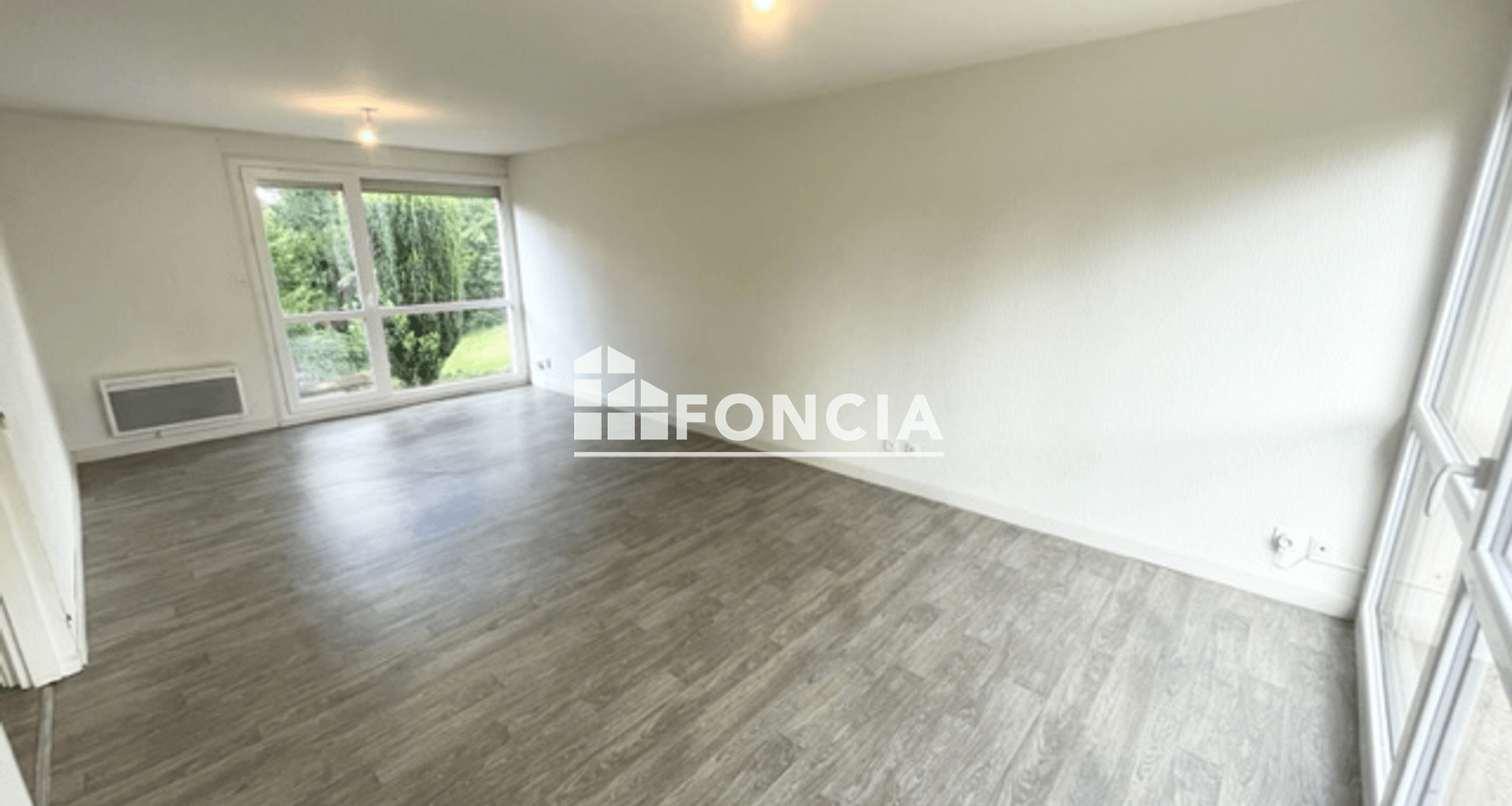 Maison 7 pièces (111.35 m²) à louer - Villars (42390)