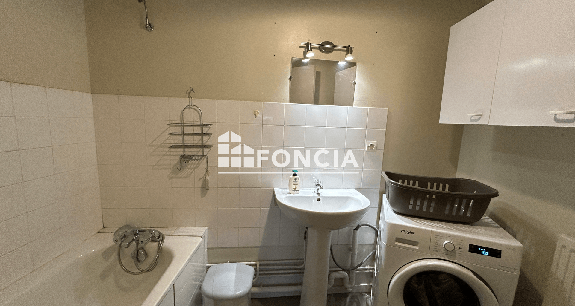 Appartement meublé 3 pièces (79.43 m²) à louer - Condrieu (69420)