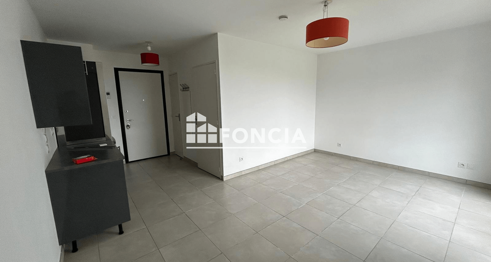 Studio (27 m²) à vendre - Saint-julien-en-genevois (74160)