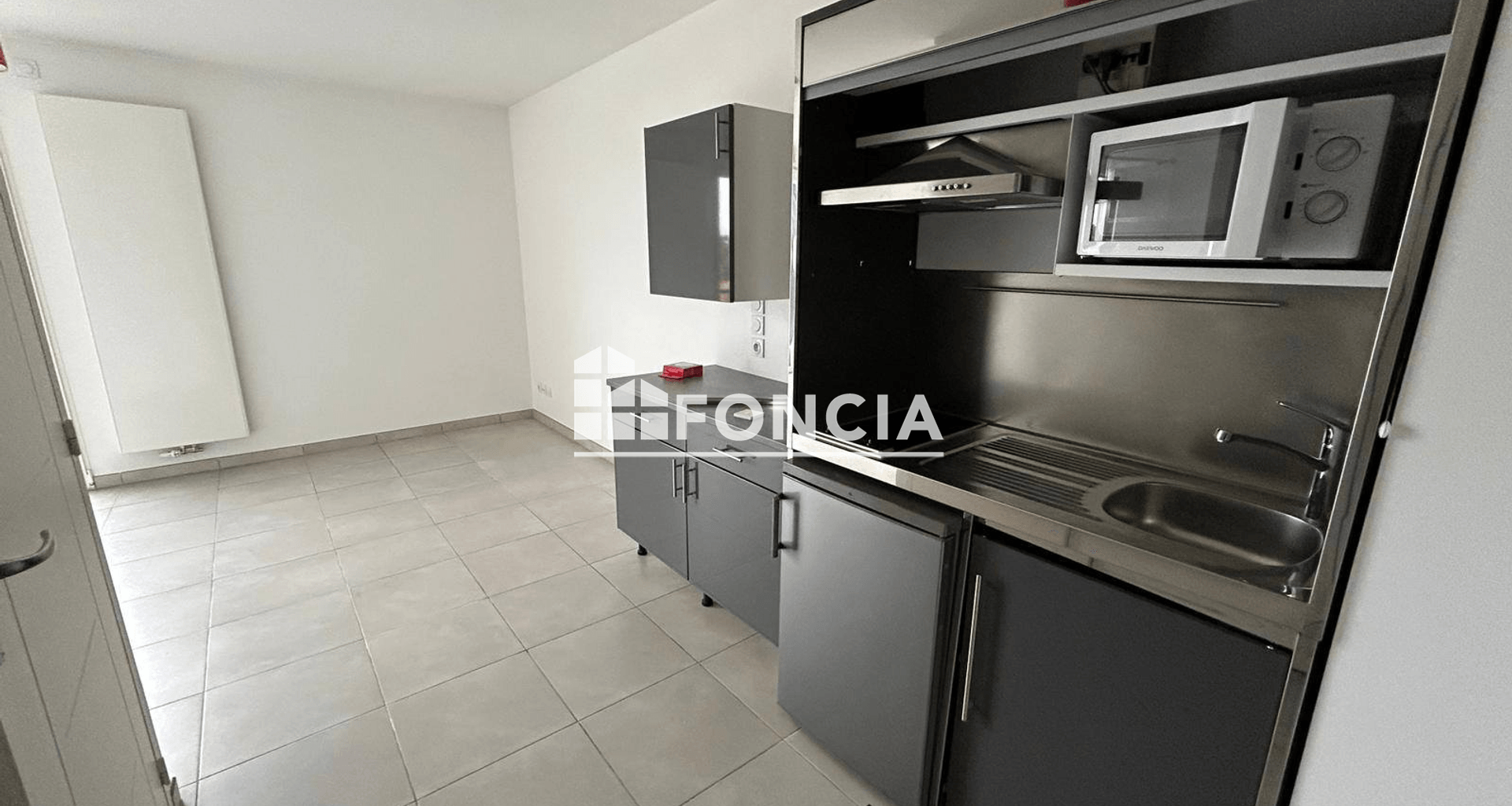 Studio (27 m²) à vendre - Saint-julien-en-genevois (74160)