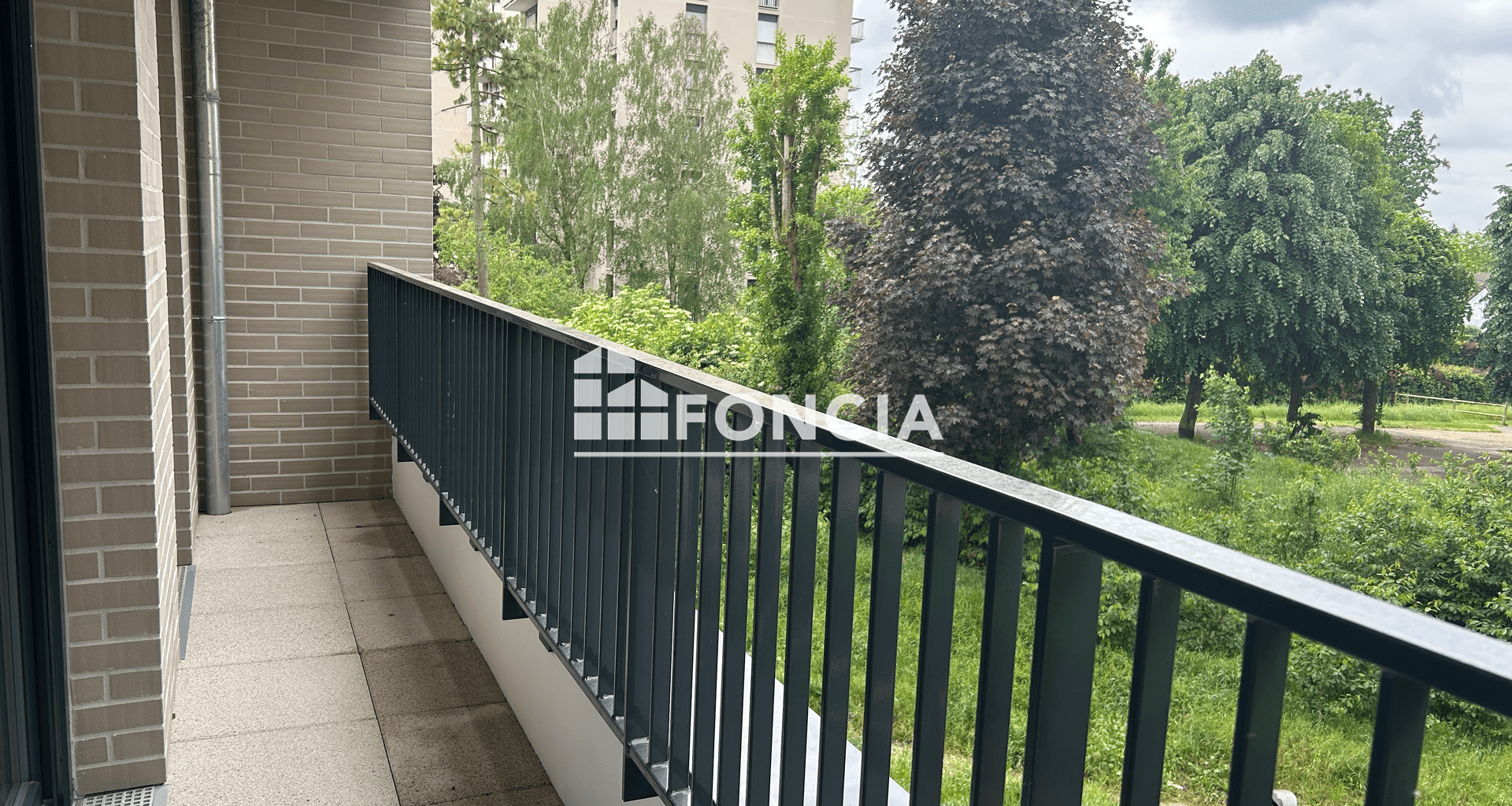 Studio meublé (32.8 m²) à louer - Les Clayes-sous-bois (78340)