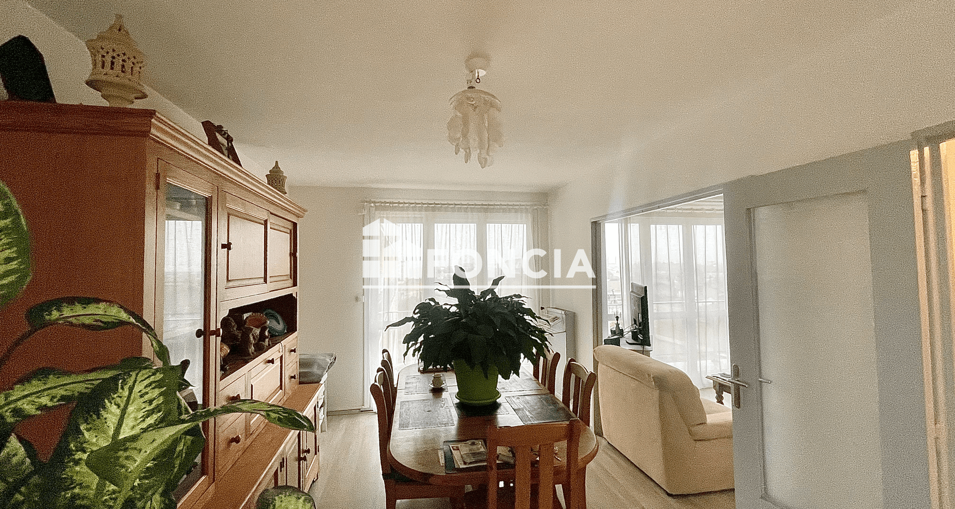Appartement 3 pièces (76 m²) à vendre - Rochefort (17300)