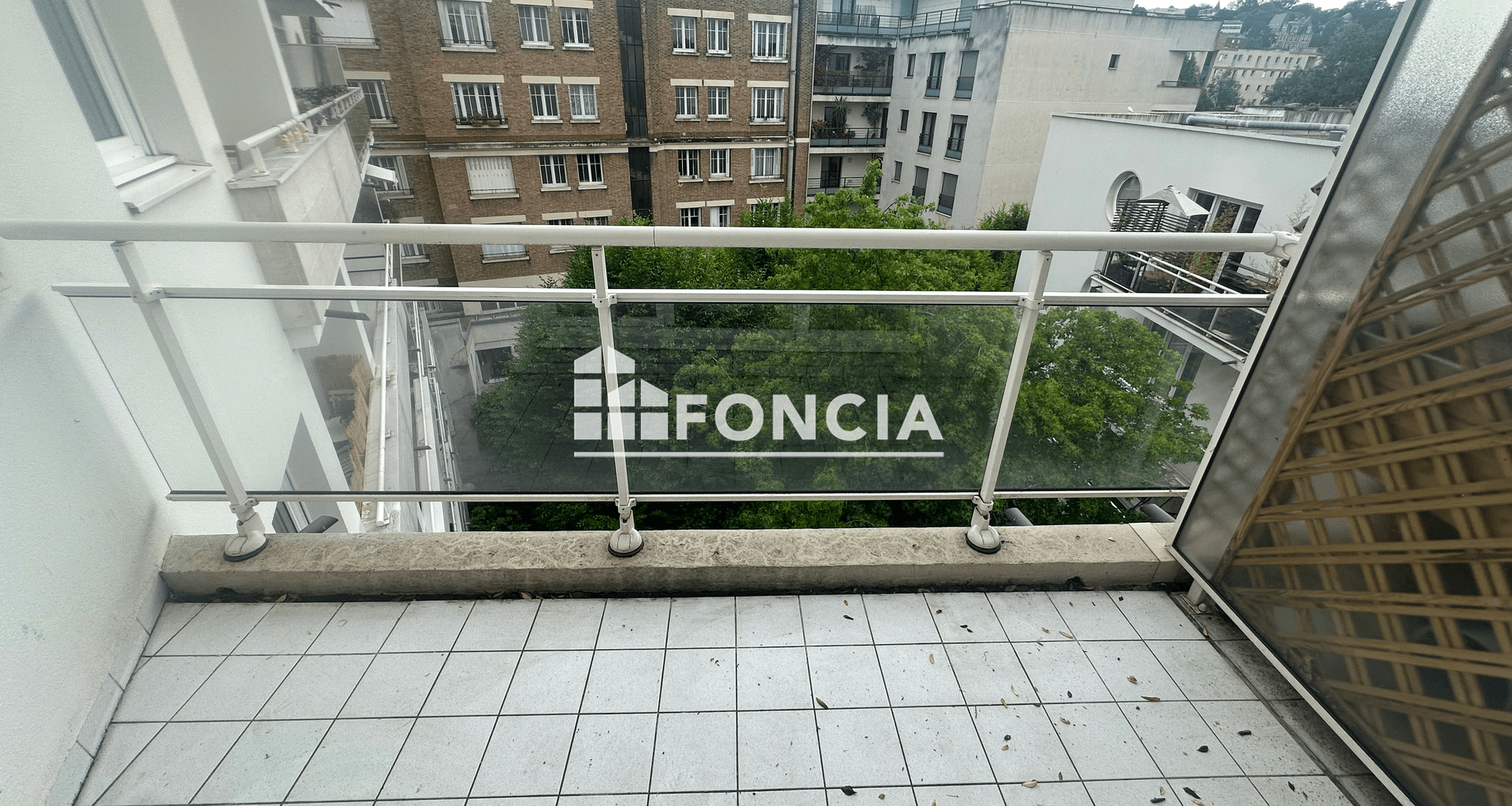 Appartement 2 pièces (48.92 m²) à louer - Issy-les-moulineaux (92130)