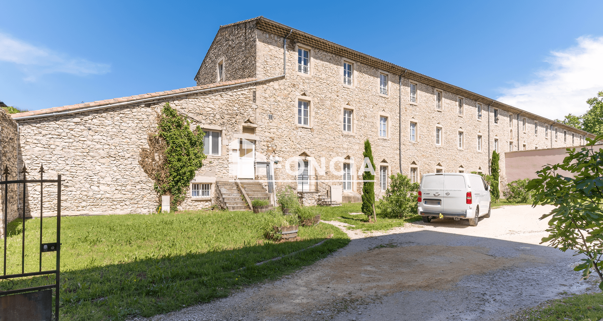 Appartement 2 pièces (45 m²) à vendre - Montboucher-sur-jabron (26740)