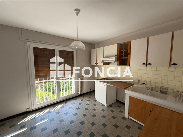 Appartement 4 pièces (90.31 m²) à louer - Chambery (73000)