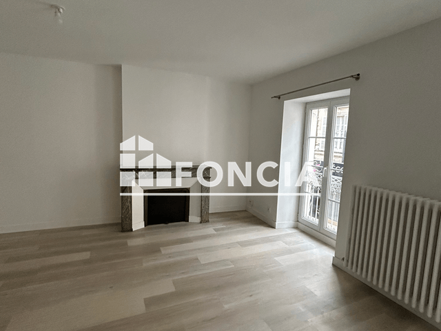 Appartement 4 pièces (92.1 m²) à louer - Jonzac (17500)