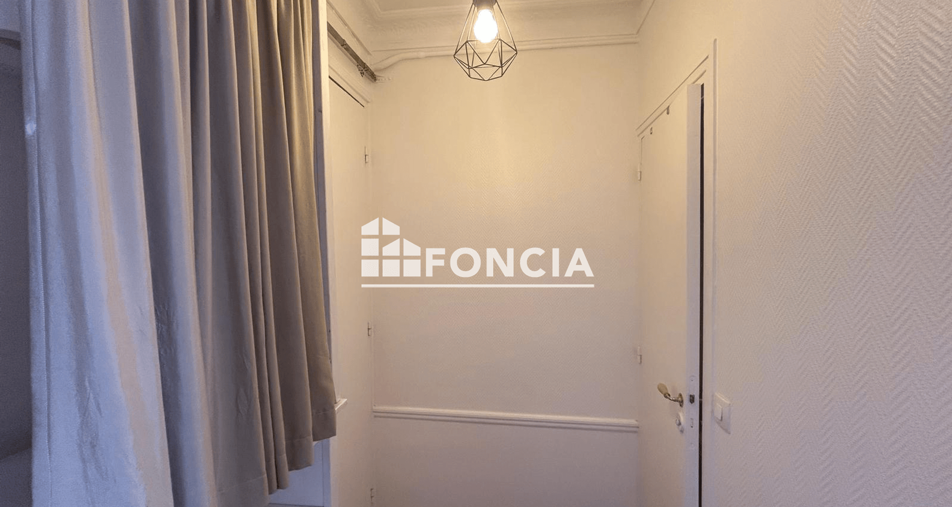 Studio meublé (23.01 m²) à louer - Paris 15ᵉ (75015)
