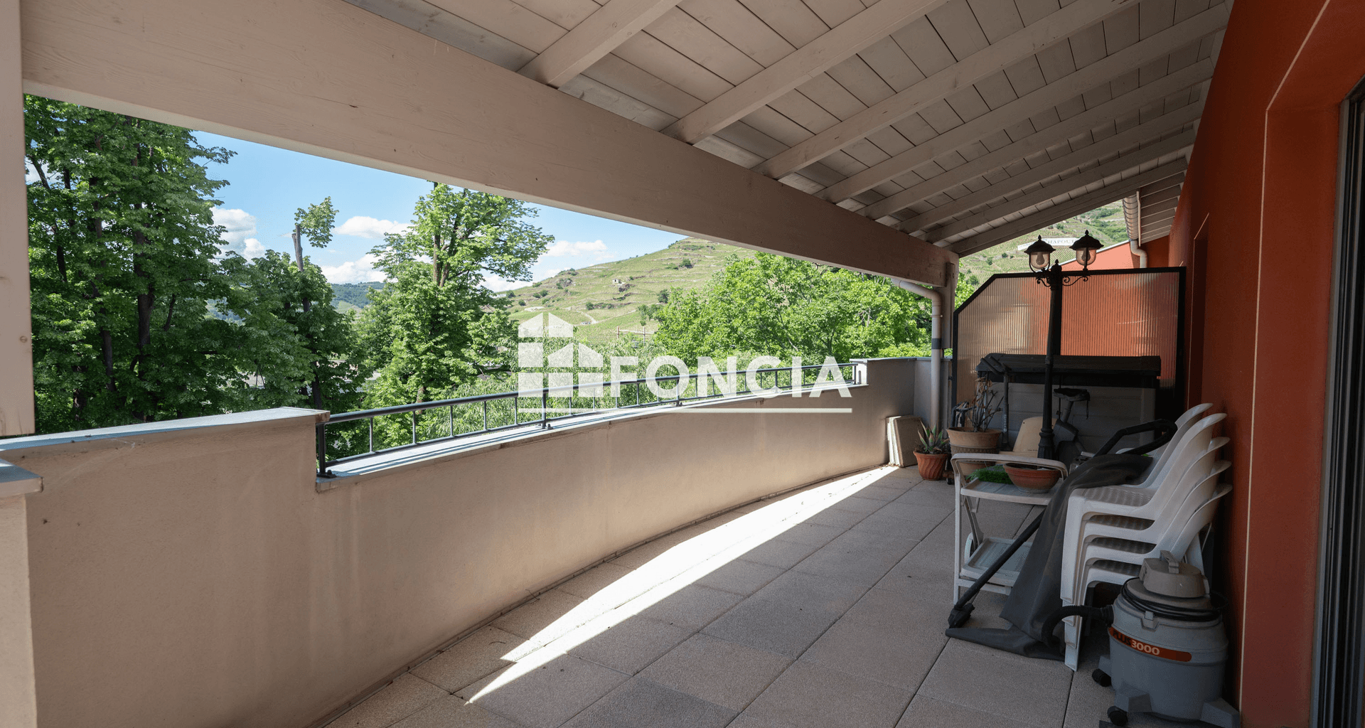 Appartement 4 pièces (115.73 m²) à vendre - Tain-l'hermitage (26600)