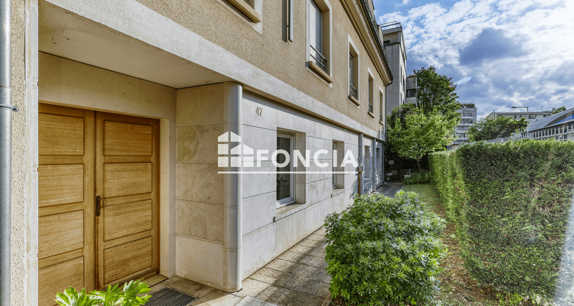 Maison 18 pièces (404 m²) à vendre - Issy-les-moulineaux (92130)