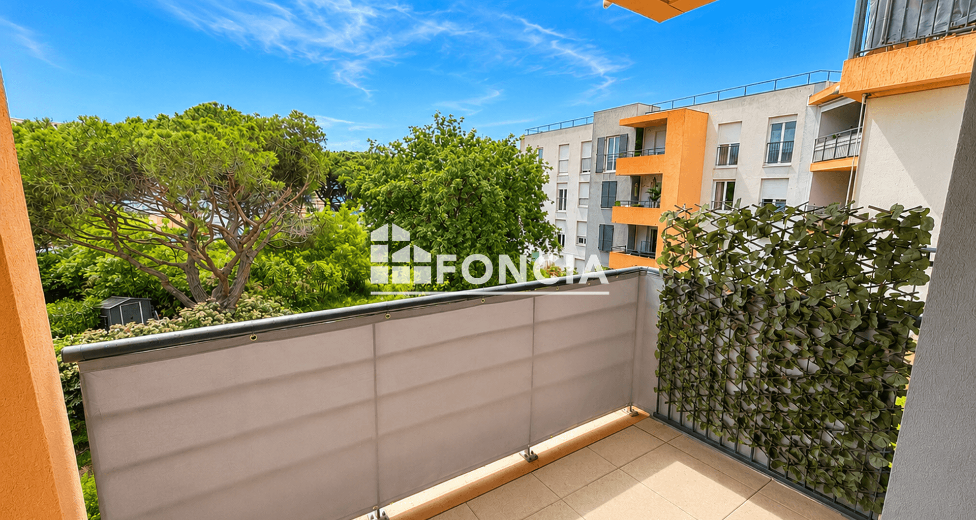 Appartement 2 pièces (42.5 m²) à vendre - Fréjus (83600)