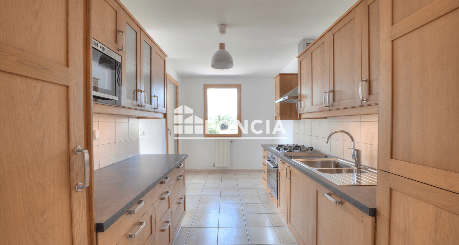 Appartement 4 pièces (119 m²) à vendre - Ferney-voltaire (01210)