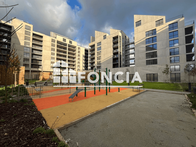 Appartement 5 pièces (160.2 m²) à louer - Bordeaux (33100)