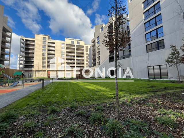 Appartement 5 pièces (160.2 m²) à louer - Bordeaux (33100)