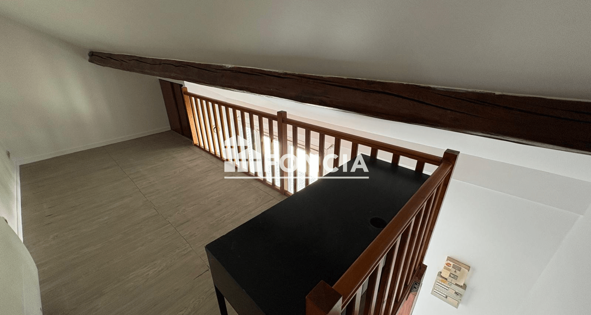 Studio (14.86 m²) à louer - Sainte-geneviève-des-bois (91700)