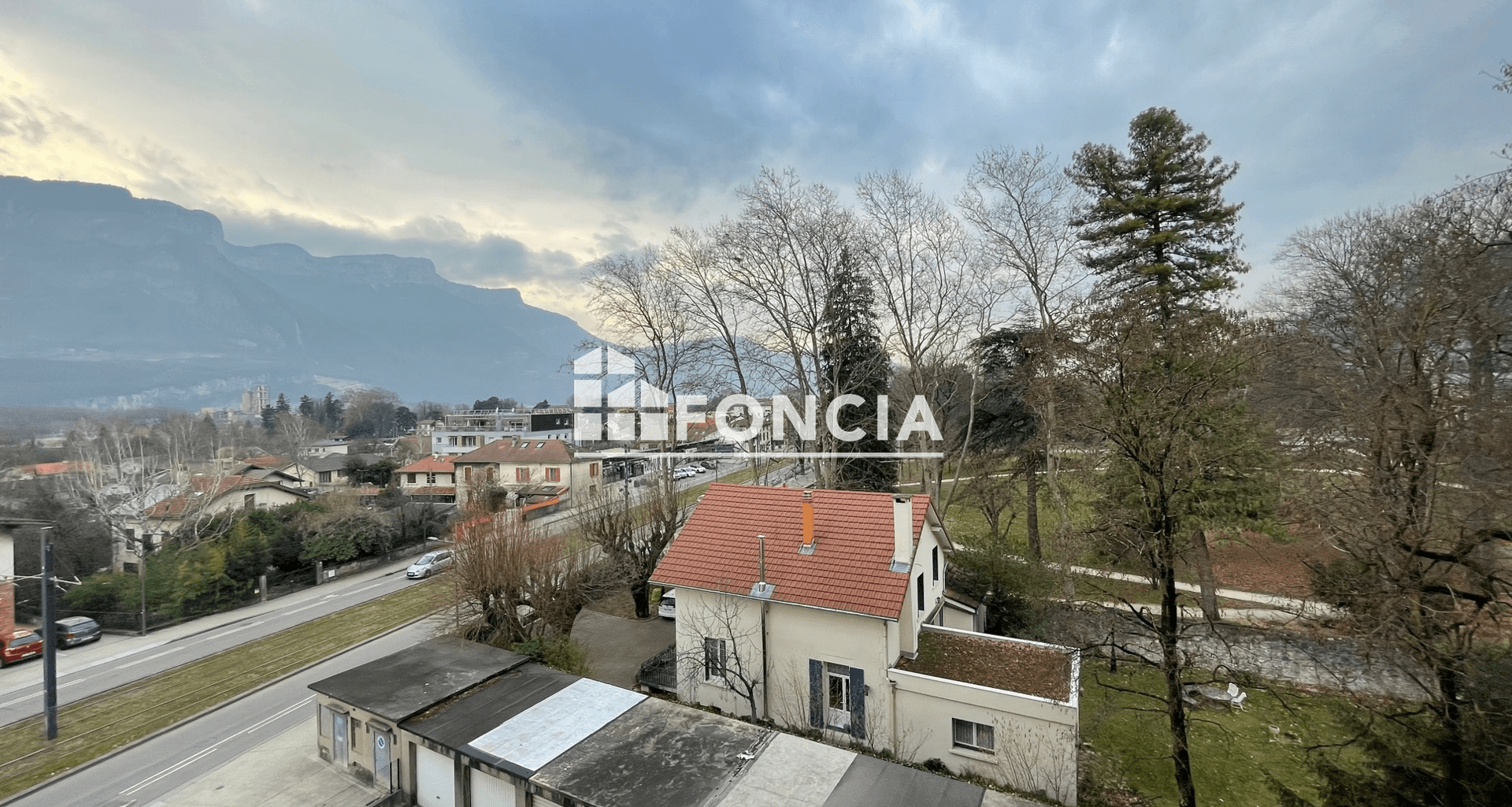 Appartement 3 pièces (53.03 m²) à louer - Saint-égrève (38120)