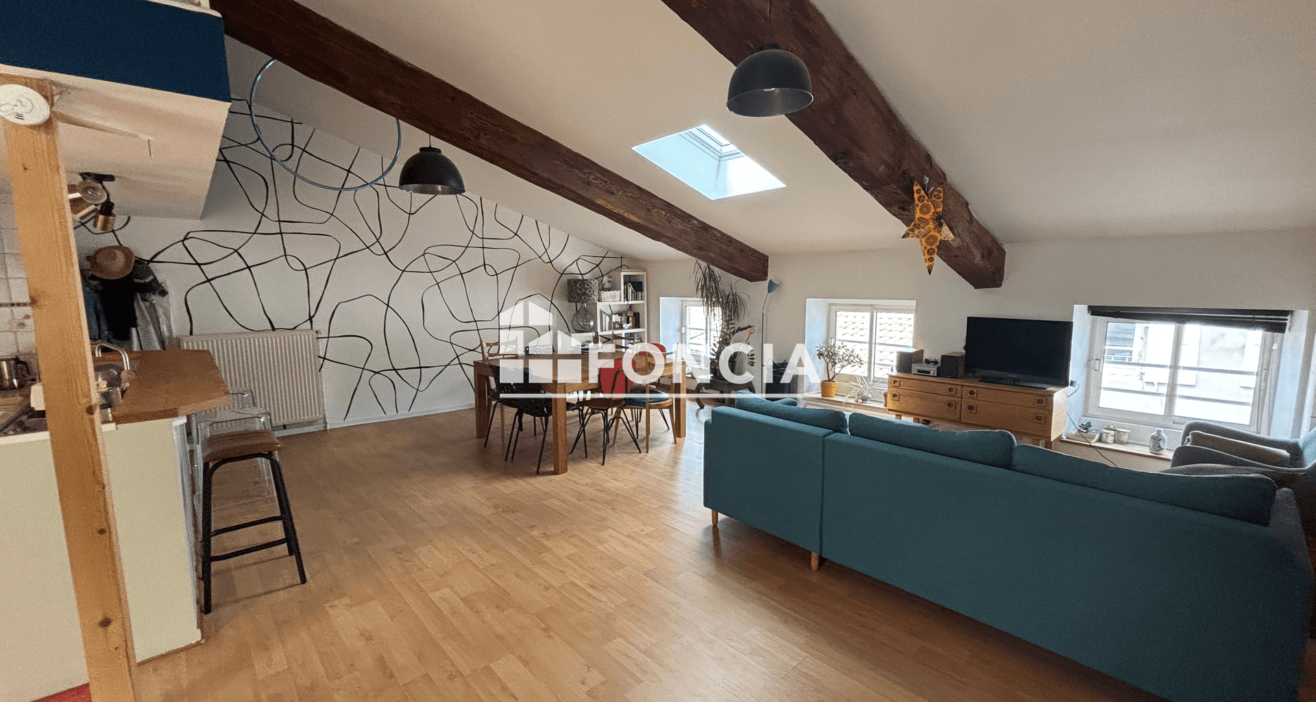 Appartement meublé 3 pièces (68.5 m²) à louer - Tournon-sur-rhône (07300)