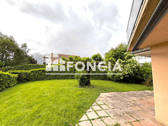 Maison 6 pièces (134 m²) à louer - Voreppe (38340)