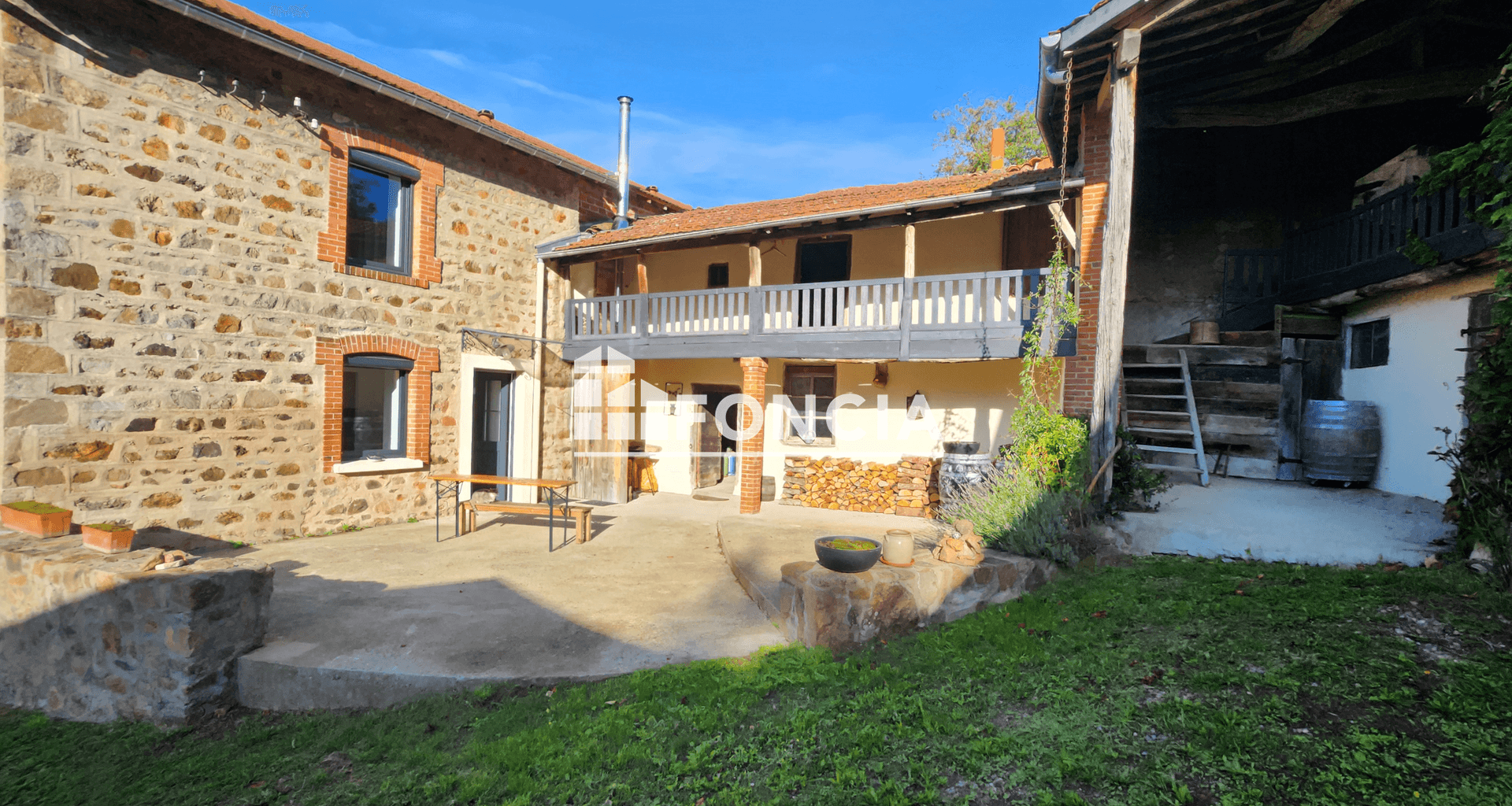 Maison 4 pièces (116 m²) à vendre - Bussières (42510)