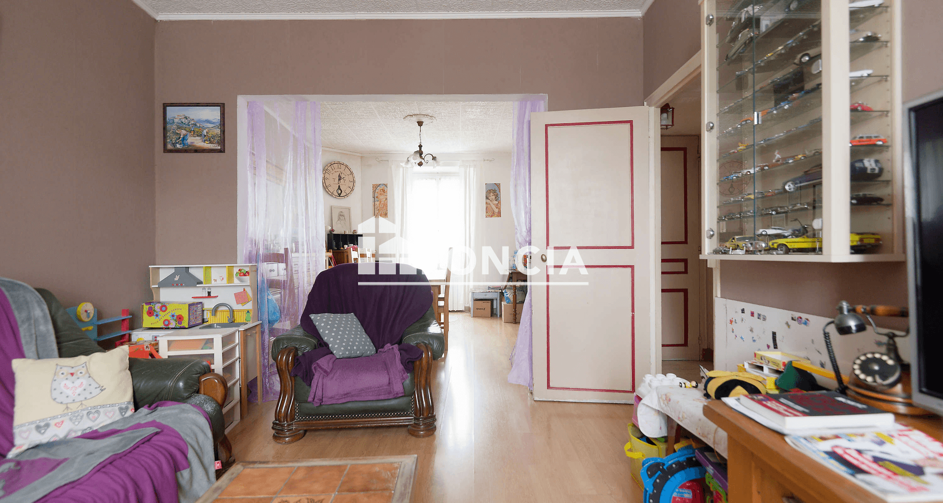 Appartement 5 pièces (81.54 m²) à vendre - Corbeil-essonnes (91100)