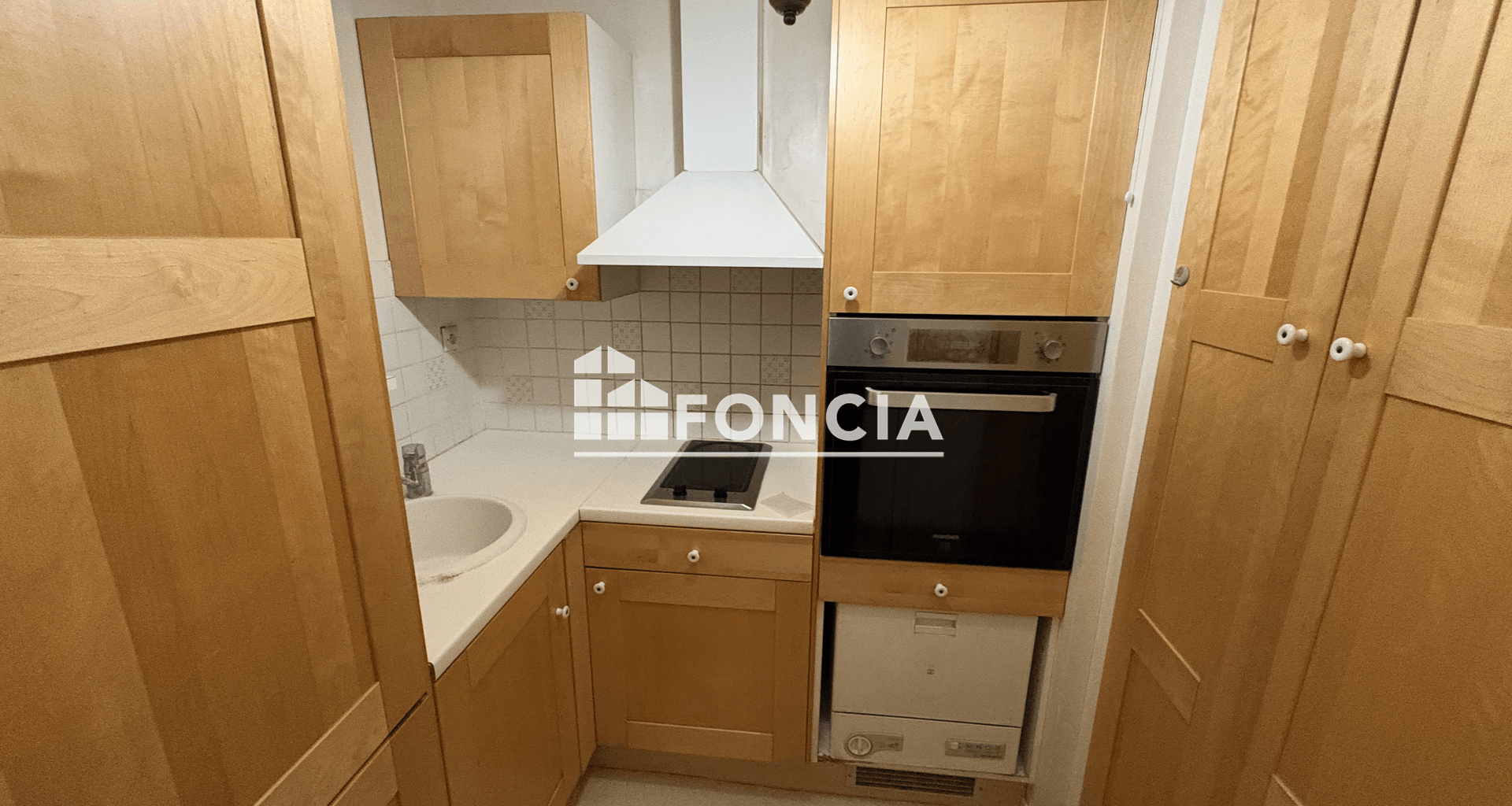 Appartement 2 pièces (50 m²) à vendre - Fontainebleau (77300)