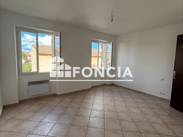 Appartement 2 pièces (51.14 m²) à louer - Gareoult (83136)