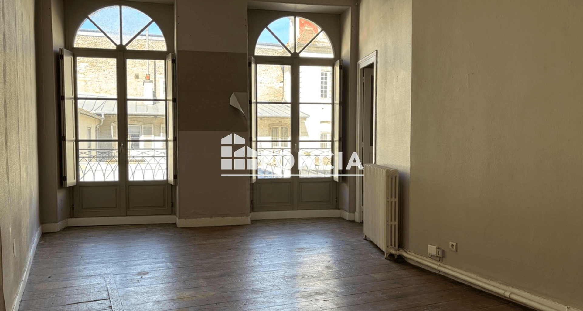 Appartement 3 pièces (92.5 m²) à vendre - Pau (64000)