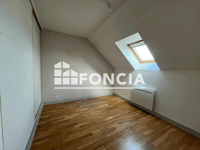 Appartement 3 pièces (87.81 m²) à louer - Amboise (37400)